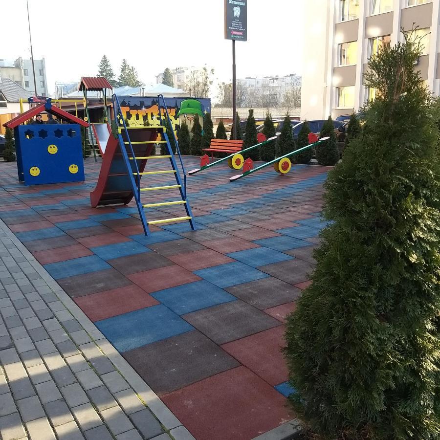 Apartament Новобудова Центр Łuck Zewnętrze zdjęcie